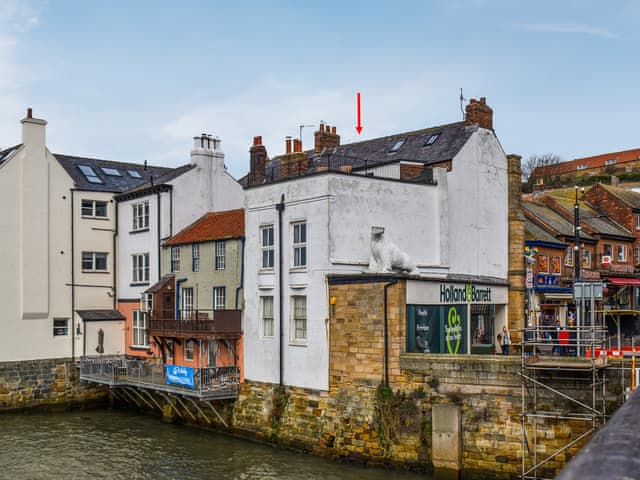 Fantastic roof terrace | Swingbridge Lookout, Whitby