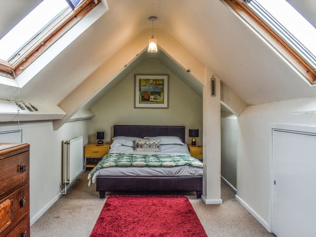 Double bedroom | Swingbridge Lookout, Whitby