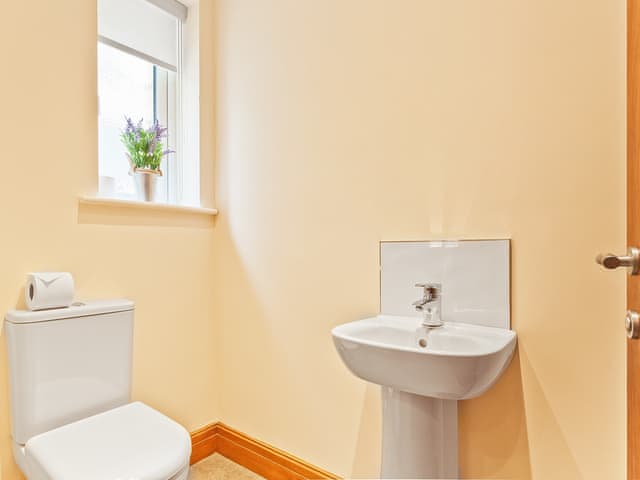 Bathroom | Tower Cottage - Holgates Holiday Park, Arnside, near Carnforth