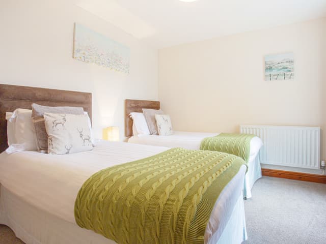 Twin bedroom | The Pepperpot - Holgates, Arnside and Silverdale