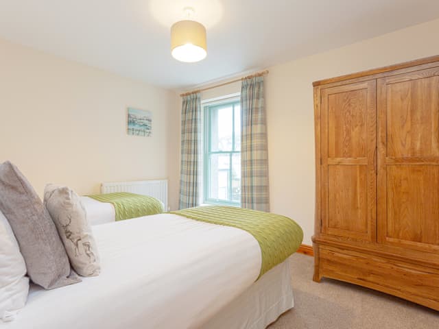 Twin bedroom | The Pepperpot - Holgates, Arnside and Silverdale