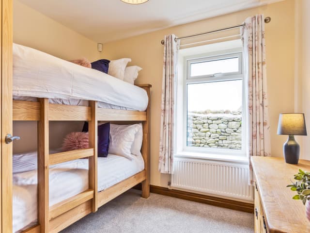 Bunk bedroom | Keer Cottage, Carnforth