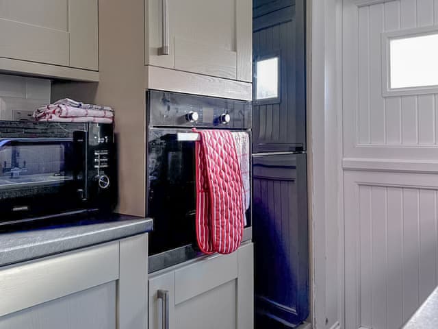 Kitchen | Follonsby Foal Cottage, East Boldon, near Newcastle
