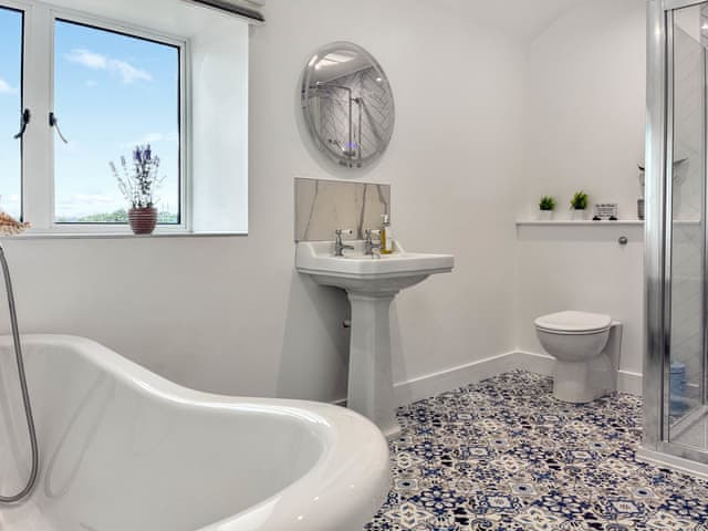 Bathroom | Lavender Cottage - Goldburn Barns, near Okehampton
