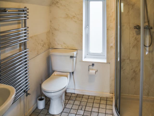 Bathroom | Bittern Lodge, Cromer