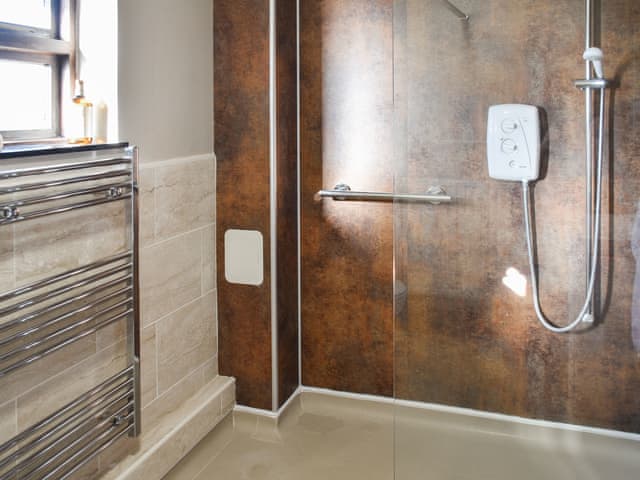 Bathroom | Millside Holidays, Stalham