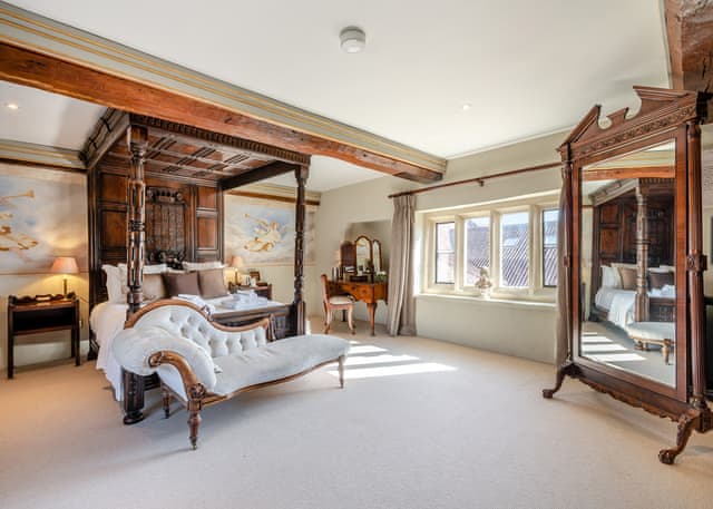 Double bedroom | Oxnead Hall, Oxnead, near Brampton