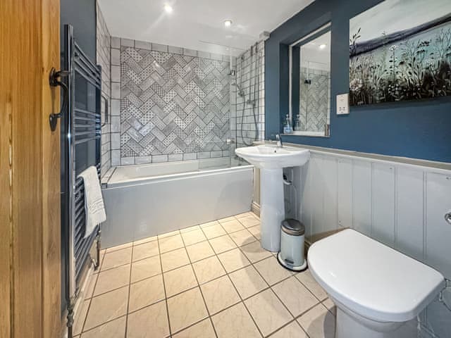 Bathroom | Derwent Cottage - Low Penhowe, Burythorpe, near Malton