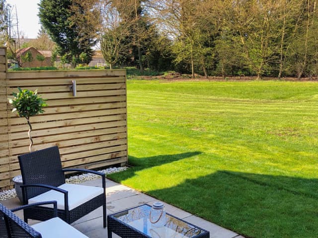 Outdoor | Fishermans Den - Everglades Caravan Park and Lodges, Denver, King&rsquo;s Lynn