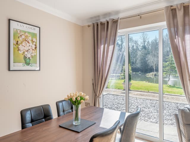 Dining Area | Fishermans Den - Everglades Caravan Park and Lodges, Denver, King&rsquo;s Lynn