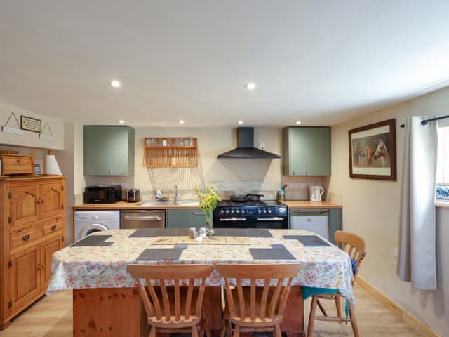 Dining Area | The Old Tack Room - Hoopers Holidays, Tilshead