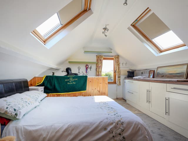 Double bedroom | The Old Tack Room - Hoopers Holidays, Tilshead