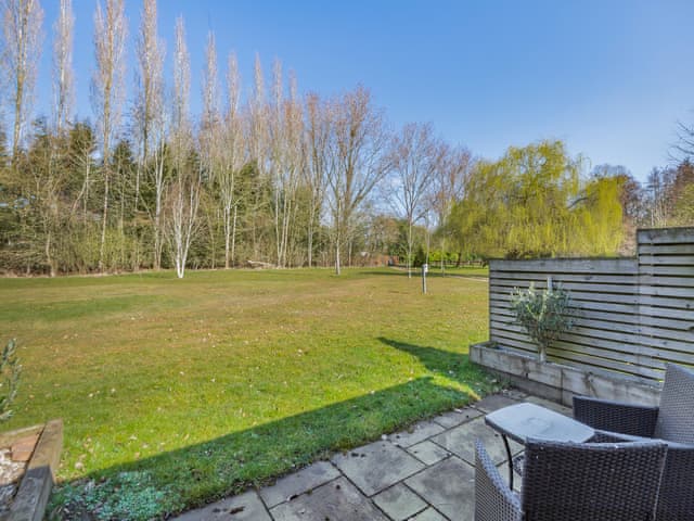 Outdoor | Herons Nest - Everglades Caravan Park and Lodges, Denver, King’s Lynn