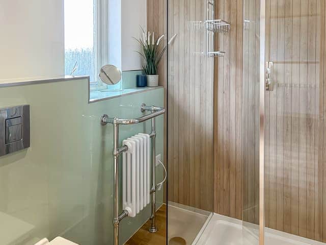 Shower room | Bellshill Tower - UKG_896 : Bellshill Cottages, Belford, near Bamburgh