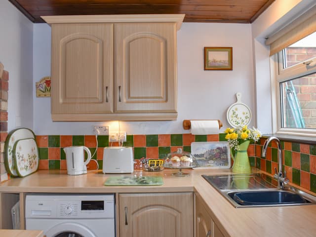 Kitchen | Kathys Cottage, Kings Lynn