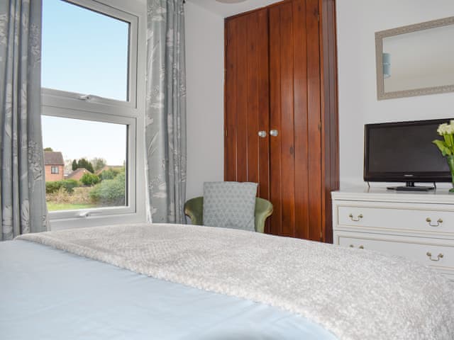 Double bedroom | Kathys Cottage, Kings Lynn