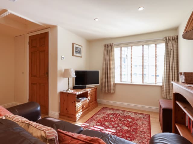 Open plan living space | Little Cottage - Little Court Cottages, Gloucester