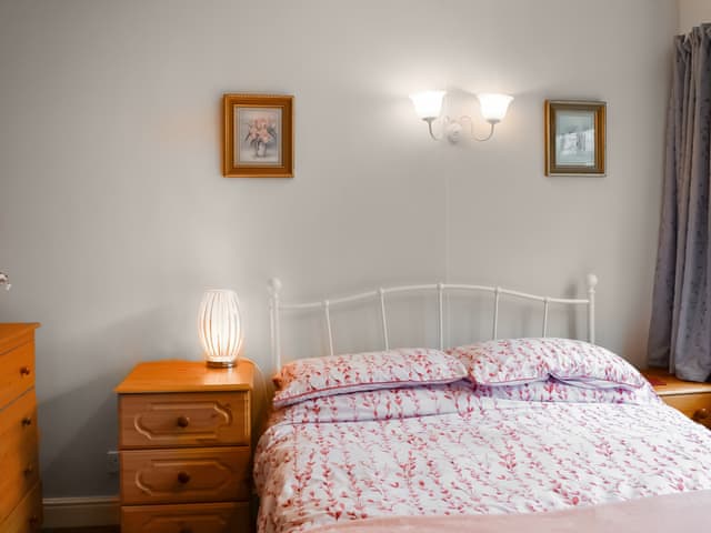 Double bedroom | Red Oaks, York