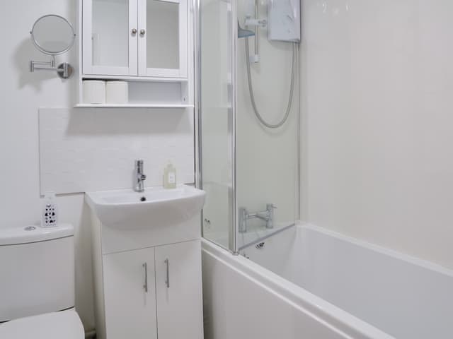 Bathroom | Red Oaks, York