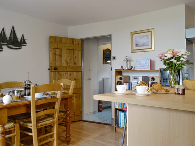 Kitchen/diner | Gulls Hatch, Allonby