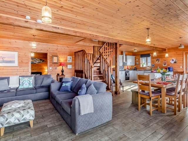 Open plan living space | Malibu Lakehouse, Pentney Lakes