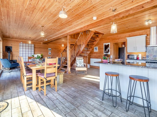 Open plan living space | Malibu Lakehouse, Pentney Lakes