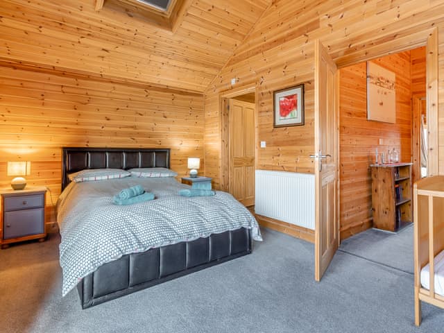 Double bedroom | Malibu Lakehouse, Pentney Lakes