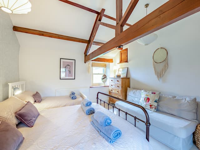 Twin bedroom | Slingsby Barn, Sedbergh