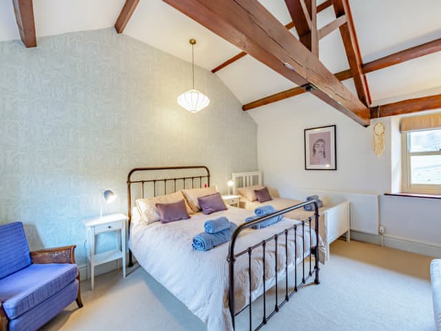 Twin bedroom | Slingsby Barn, Sedbergh