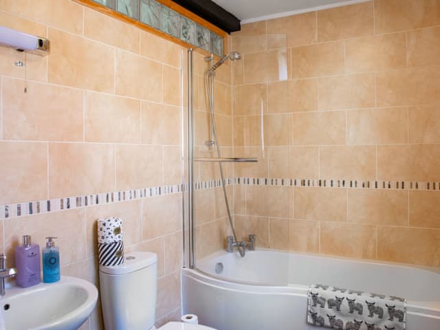 Bathroom | Whispering Place, Bewdley