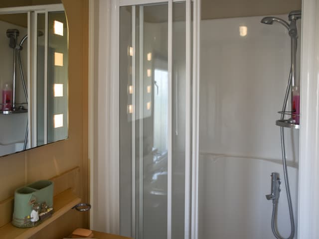 Bathroom | Sea View, Trimingham