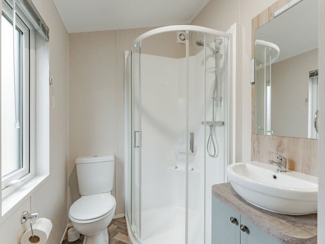 Shower room | Phoenix Sunrise, corton