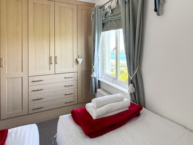 Twin bedroom | Sands, Woolacombe