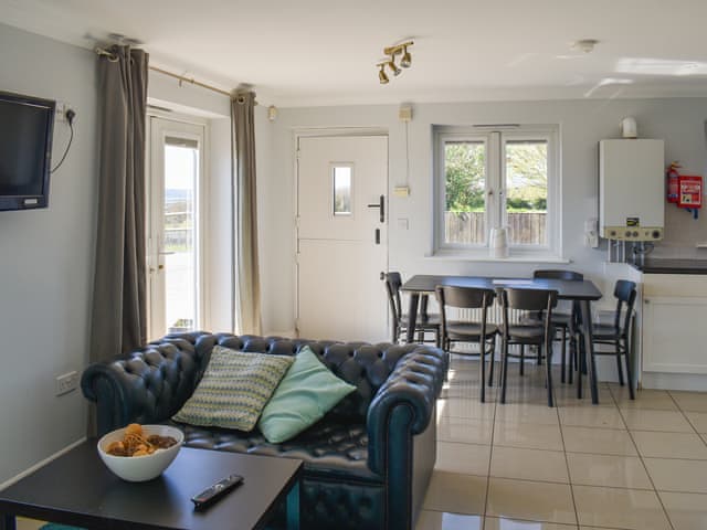 Open plan living space | Ivy No.1 - Hall Farm Cottages, Althorne, near Chelmsford