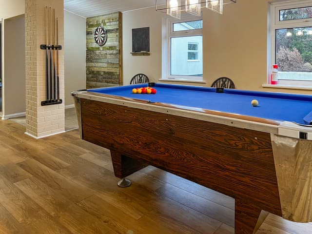 Games room | Willow Apartment - Moorhead Country Holidays, Woolfardisworthy, Clovelly
