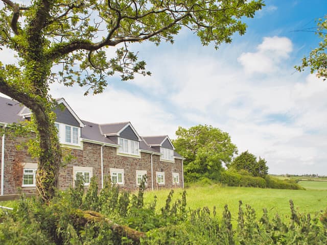 Exterior | Hawfinch Apartment - Moorhead Country Holidays, Woolfardisworthy, Clovelly