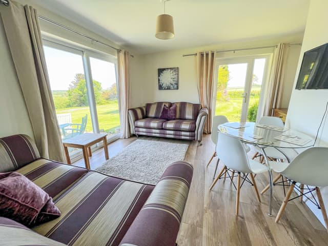 Living room | Jasmine Apartment - Moorhead Country Holidays, Woolfardisworthy, Clovelly