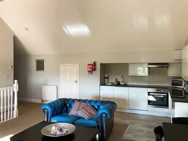 Living area | Periwinkle No.5 - Hall Farm Cottages - Hall Farm Cottages, Althorne, near Chelmsford