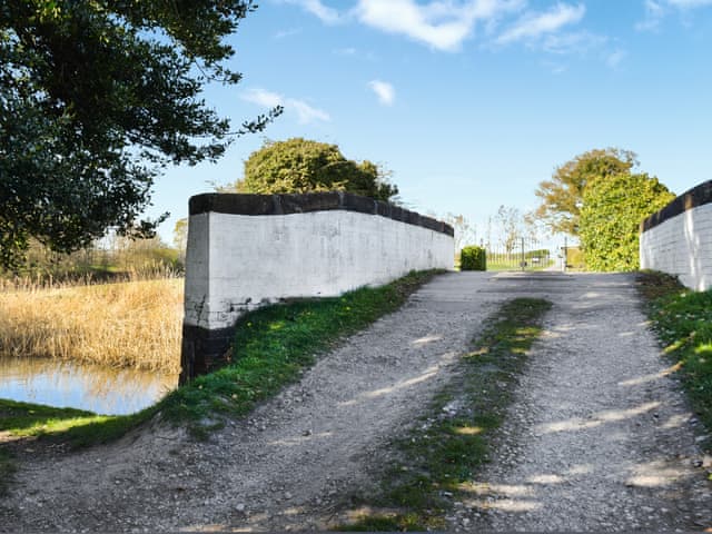 Surrounding area | Alpaca Lodge, Bartington, near Northwich