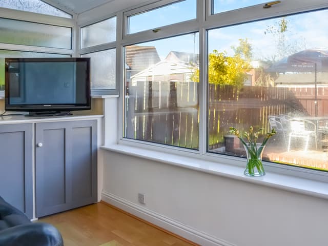 Sitting-out-area | Swan&rsquo;s Nest, Filey