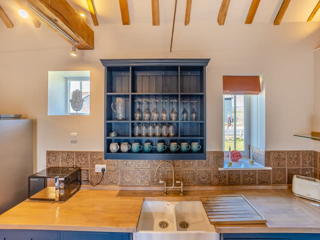 Kitchen area | The Oast - New Shelve Farm Holidays - New Shelve Farm Holidays, Lenham, near Maidstone