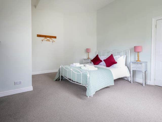 Double bedroom | Salt House - Berkeley Castle, Berkeley
