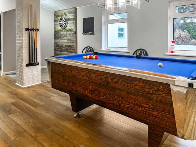 Games room | Bluebell Apartment - Moorhead Country Holidays, Woolfardisworthy, Clovelly