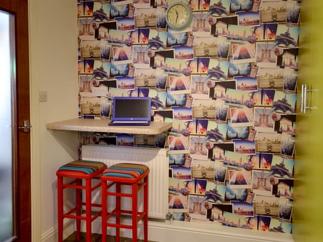 Kitchen | Scarborough Rose Apartment, Scarborough