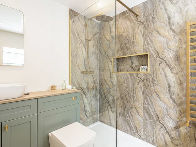 Bathroom | Rigg Farm Cottage, Stainsacre, near Robin Hood’s Bay