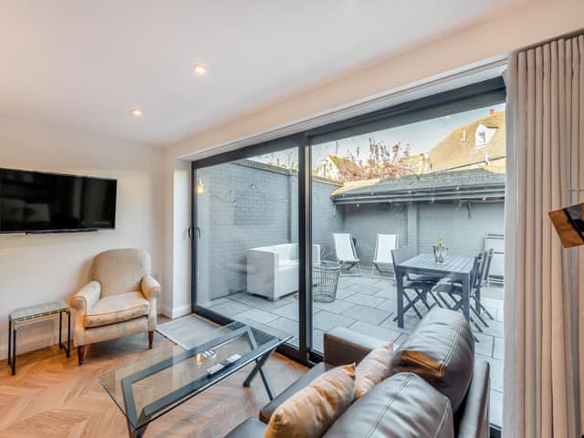 Open plan living space | Harbour Lodge - Whitstable Getaways, Whitstable