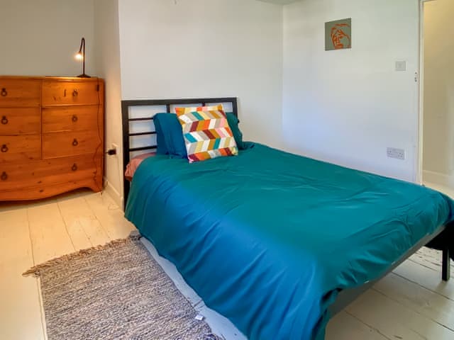 Single bedroom | Mallams Art House, Portland, near Weymouth