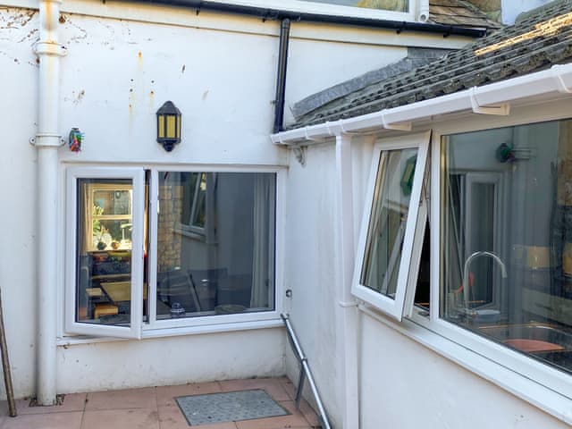 Outdoor | Mallams Art House, Portland, near Weymouth