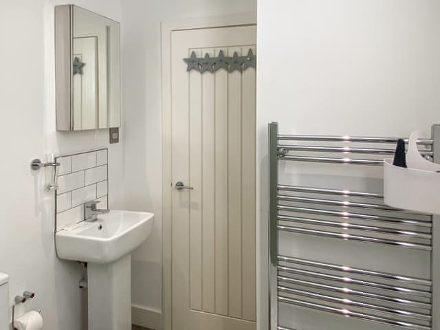 Bathroom | The Lookout, Sennen