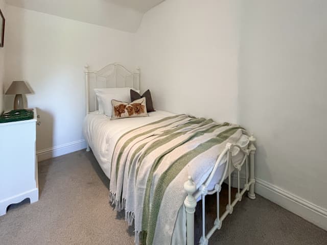 Single bedroom | Swift Nest Cottage, Easton On The Hill, near Stamford